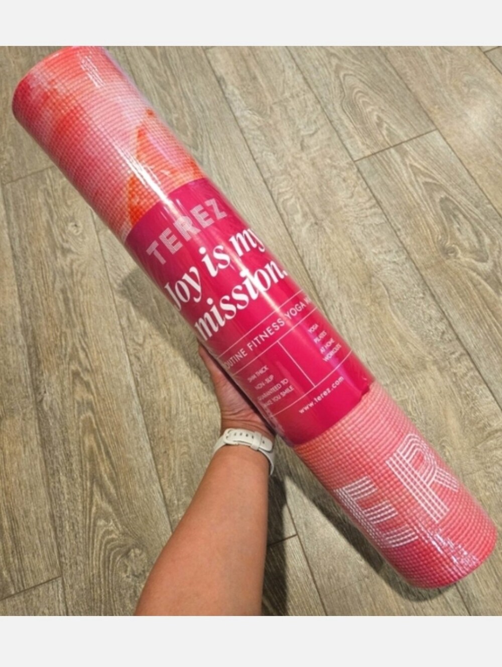 Terez Non-Slip Yoga Mat in Pink Marble